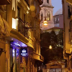 The Trinity Taksim - Special Category Turchia