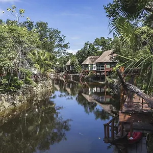 zamna-tulum.quintano-roohotels.com/